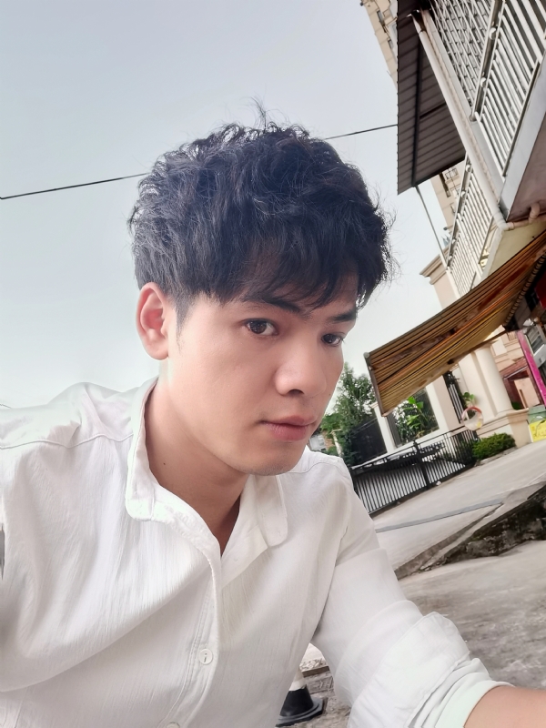 幕后老板的第一张照片--广州相亲服务中心