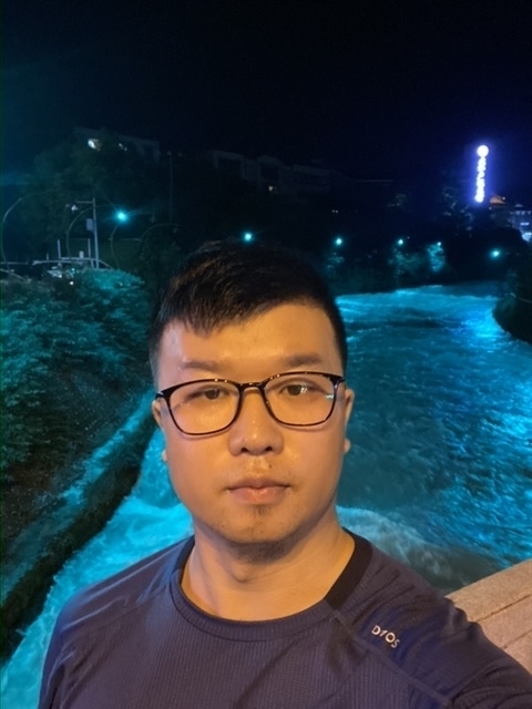 你在哪里的第一张照片--广州相亲服务中心