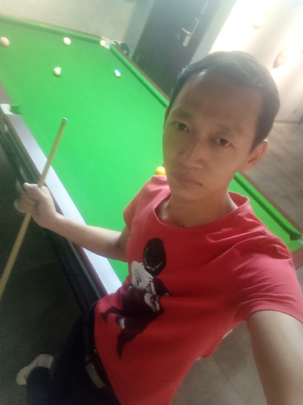 耳机分你一半的第一张照片--广州相亲服务中心