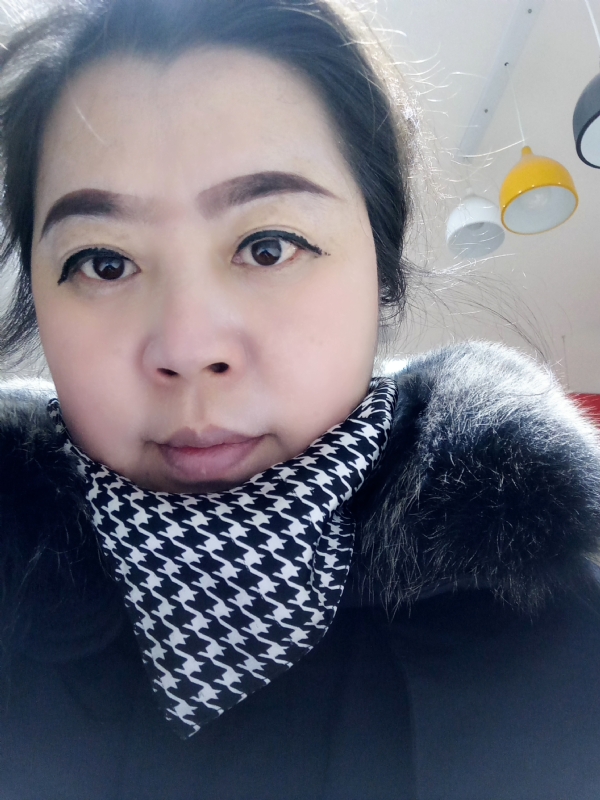 余猪猪的第一张照片--广州相亲服务中心