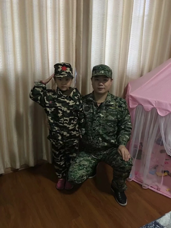 俗人的第一张照片--广州相亲服务中心