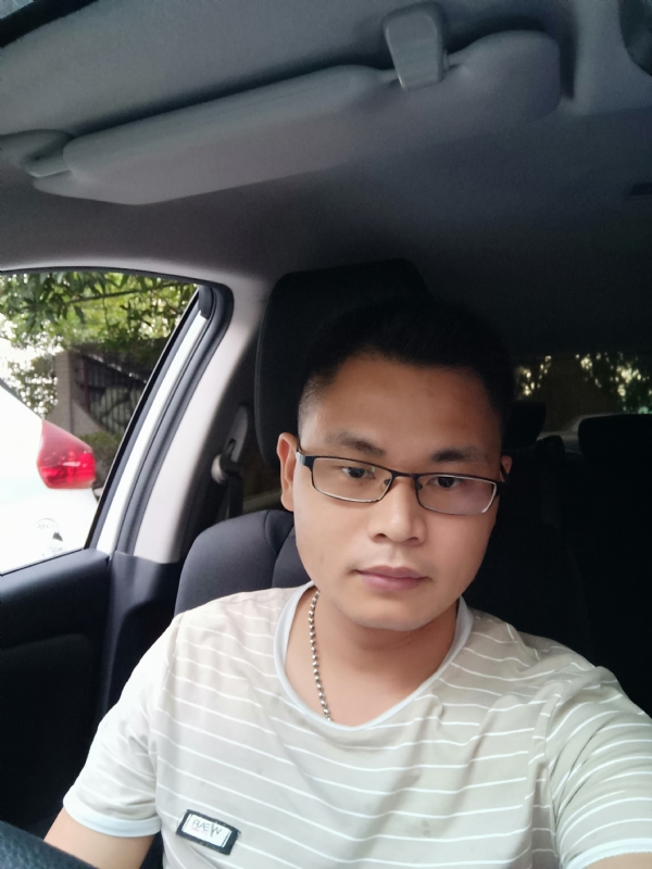 水明的第二张照片--广州相亲服务中心