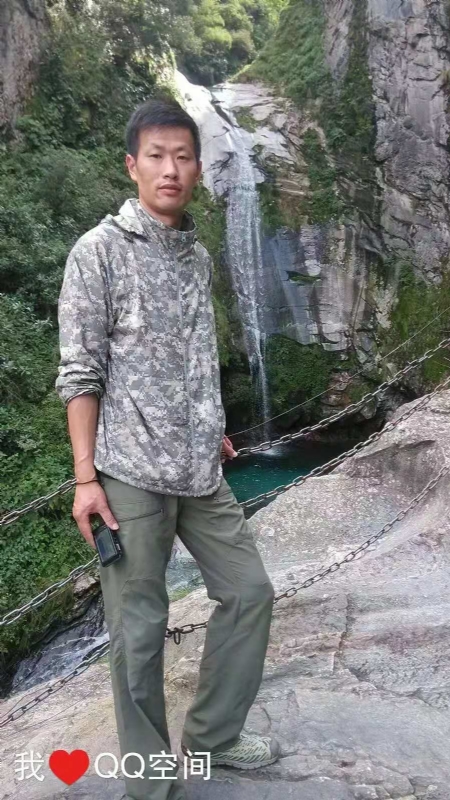 陌颜的第一张照片--广州相亲服务中心