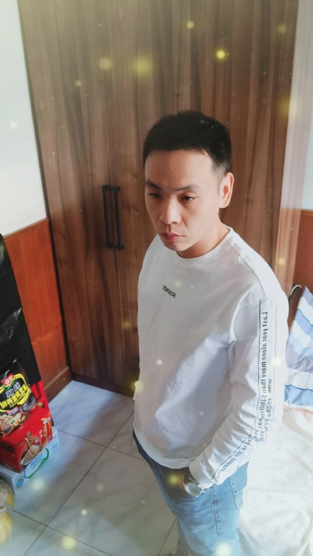 没有蜡笔的小航的第三张照片--广州相亲服务中心