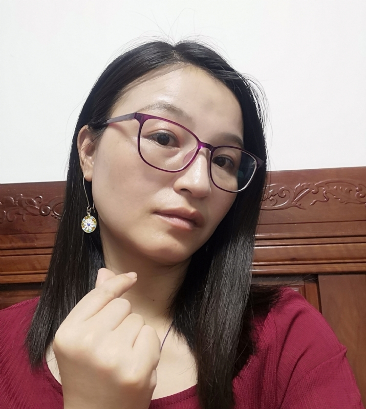 妹叮的第一张照片--广州相亲服务中心