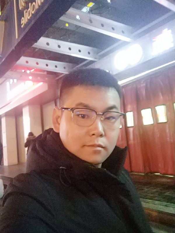 杜跃龙的第二张照片--广州相亲服务中心