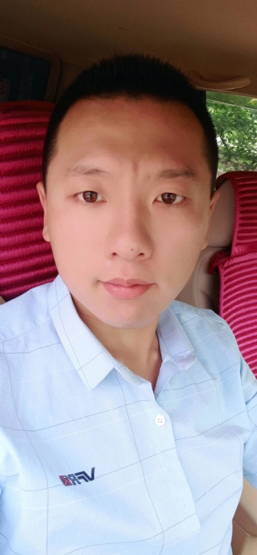 霄上的第二张照片--广州相亲服务中心