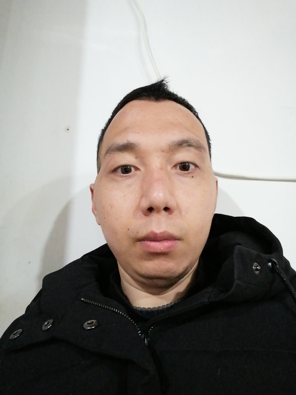 我要捡钱的第一张照片--广州相亲服务中心