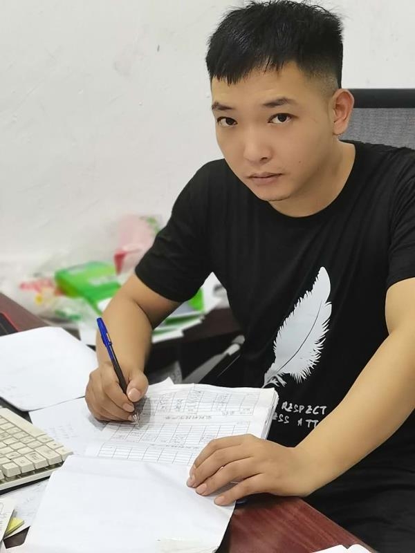 寻找另一伴的第一张照片--广州相亲服务中心