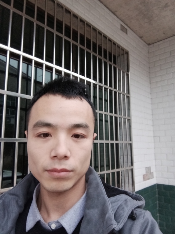 笑得那么开心的第三张照片--广州相亲服务中心