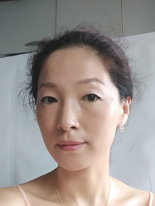 彼岸花的第一张照片--广州相亲服务中心