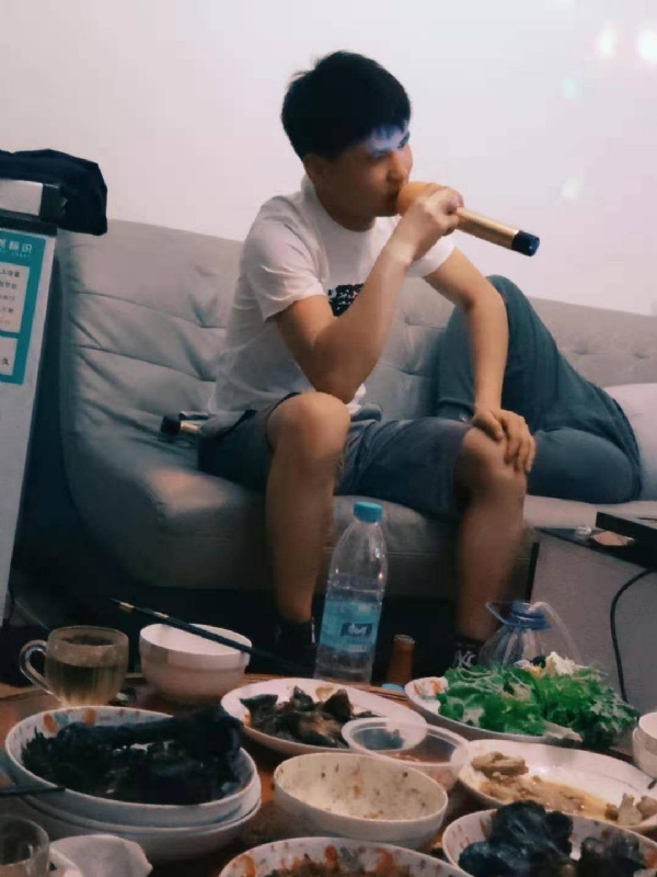 秦成龙的第一张照片--广州相亲服务中心