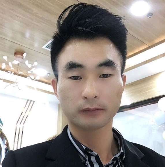 情系半生的第一张照片--广州相亲服务中心