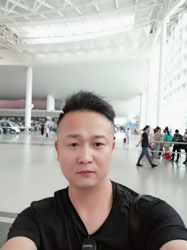 一叶知秋的第一张照片--广州相亲服务中心