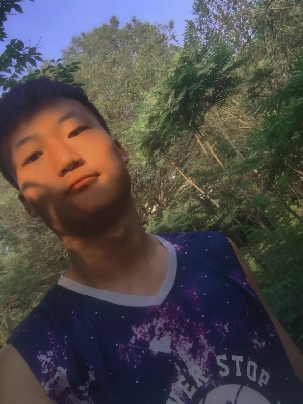 夏日的第一张照片--广州相亲服务中心