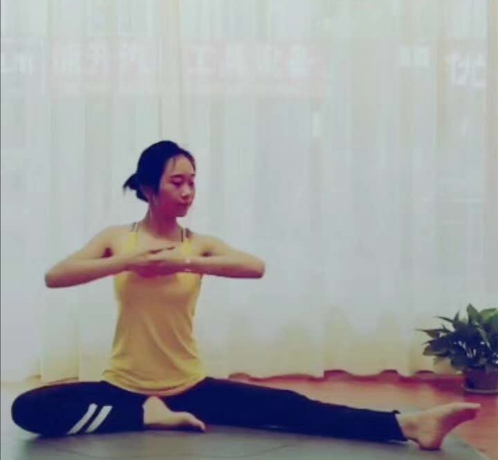 静静子的第一张照片--广州相亲服务中心