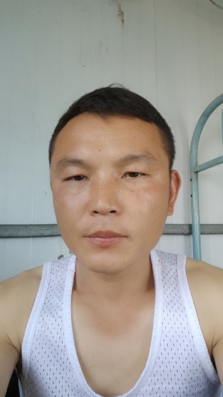 善良的人的第一张照片--广州相亲服务中心
