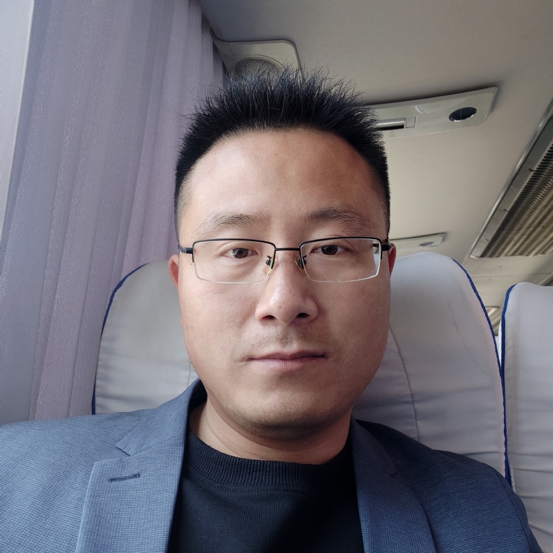 桑业挺的第一张照片--广州相亲服务中心