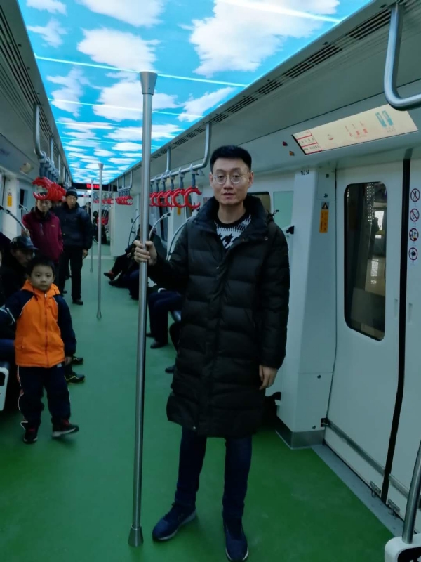 朱利安的第一张照片--广州相亲服务中心