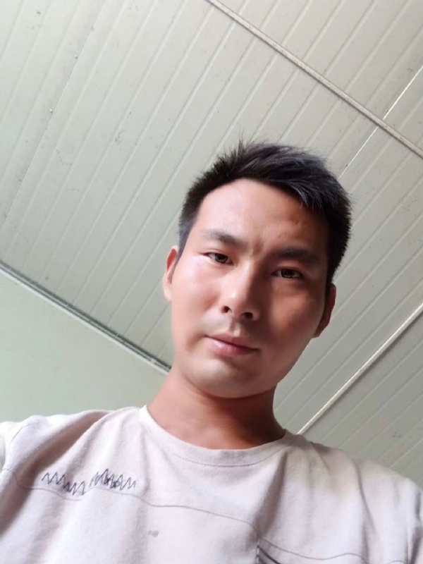 快乐肥宅水的第一张照片--广州相亲服务中心