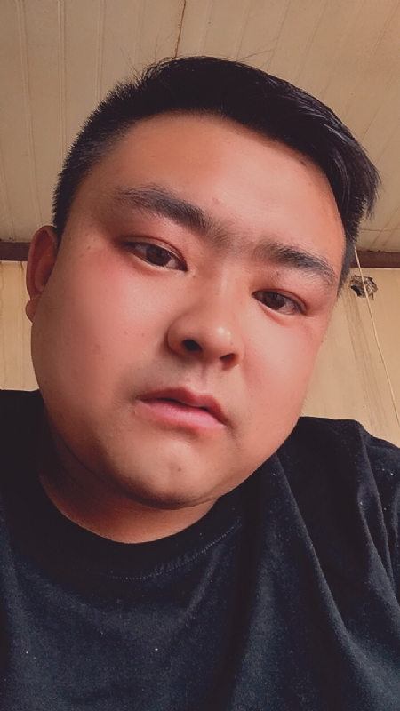 爱我所爱的第一张照片--广州相亲服务中心