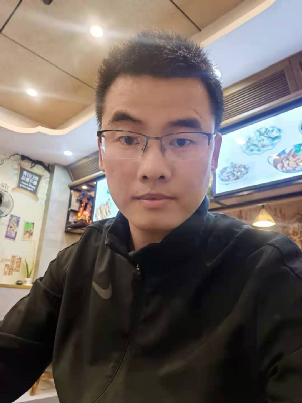 奔向幸福的第一张照片--广州相亲服务中心
