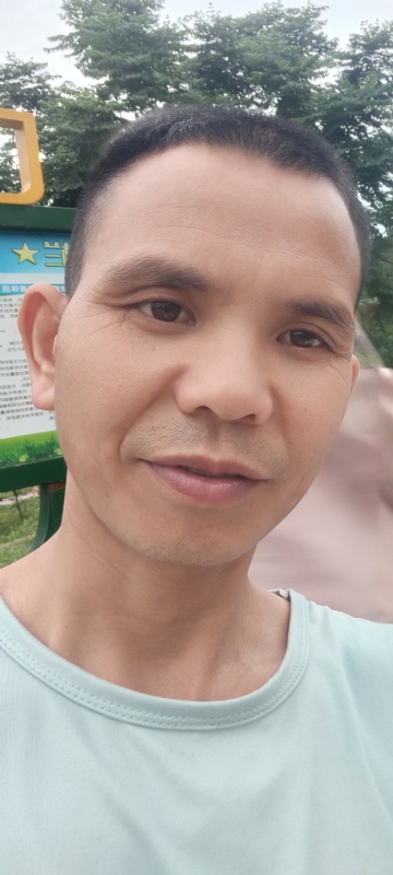 找个相爱的人结婚的第一张照片--广州相亲服务中心