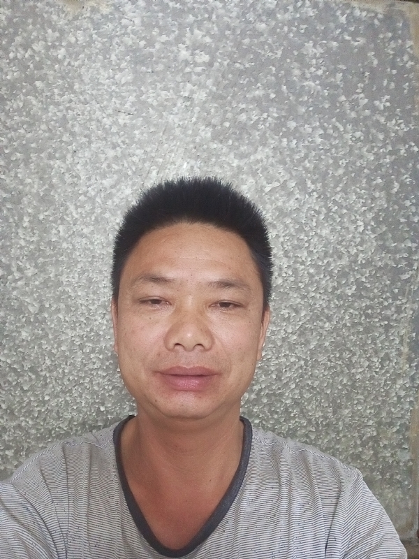 白茫茫的第一张照片--广州相亲服务中心