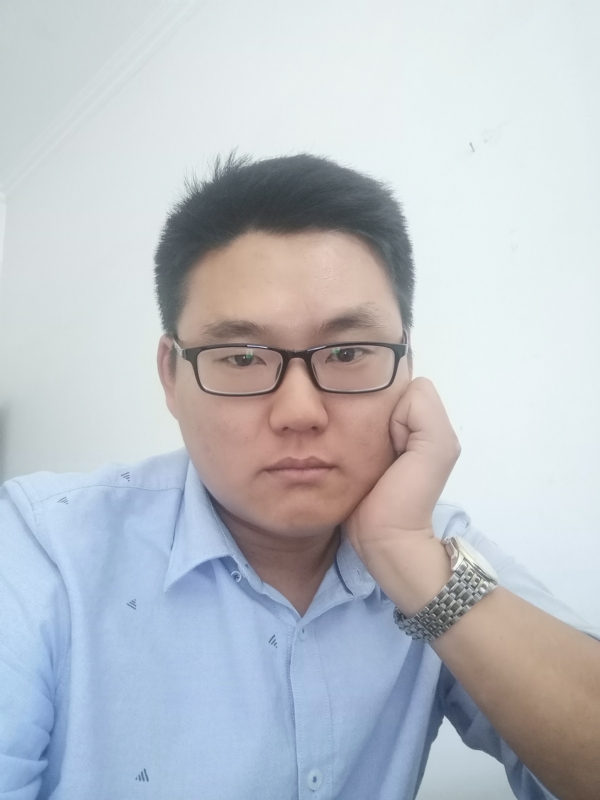 纯真少年的第一张照片--广州相亲服务中心