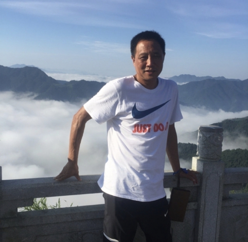 出走半生的第一张照片--广州相亲服务中心