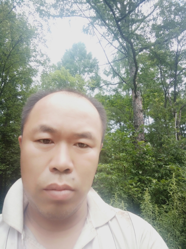 永恒的第一张照片--广州相亲服务中心
