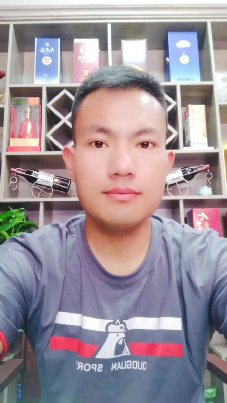 钱乾的第一张照片--广州相亲服务中心