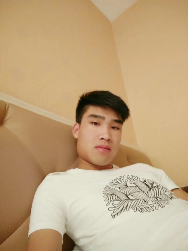 谁不曾孤单上路的第二张照片--广州相亲服务中心