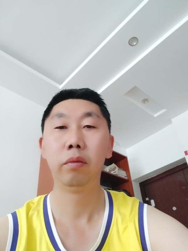 写尽半生纸上酸的第一张照片--广州相亲服务中心