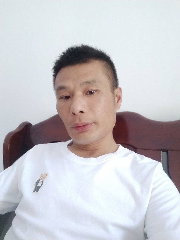 年少轻狂的第一张照片--广州相亲服务中心