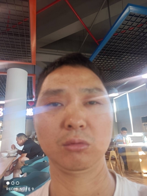 专情、互爱的第二张照片--广州相亲服务中心