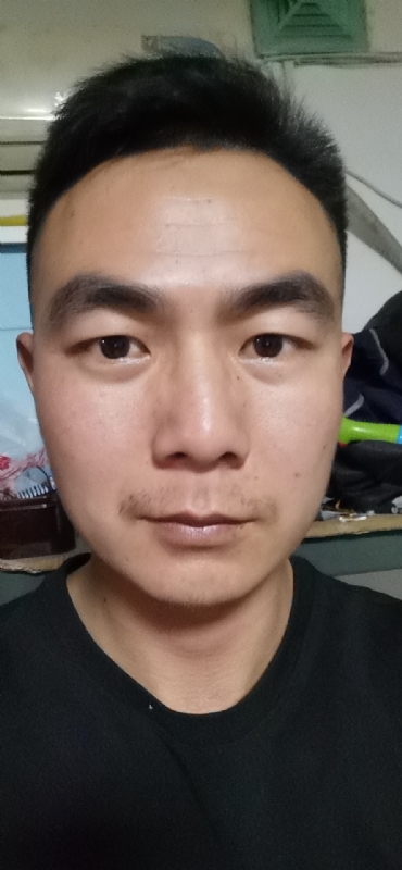 朴实无华的第一张照片--广州相亲服务中心