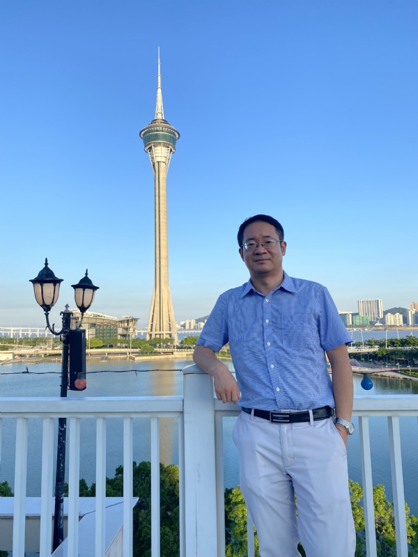 Yangyi的第三张照片--广州相亲服务中心
