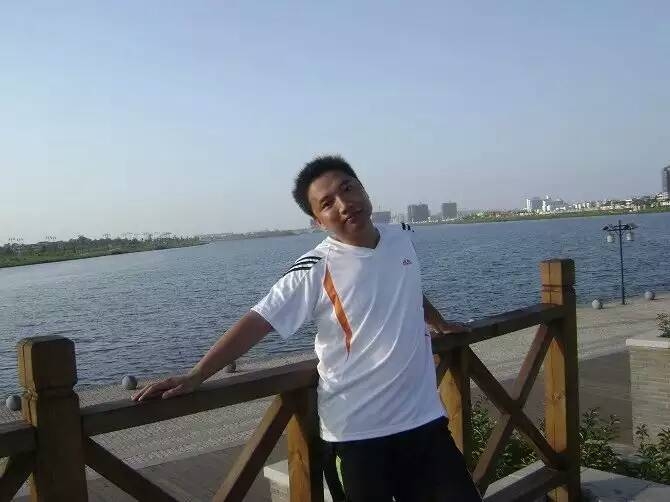 才乡痴情的第二张照片--广州相亲服务中心