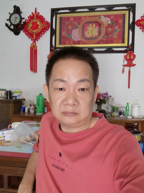 飞天的第一张照片--广州相亲服务中心