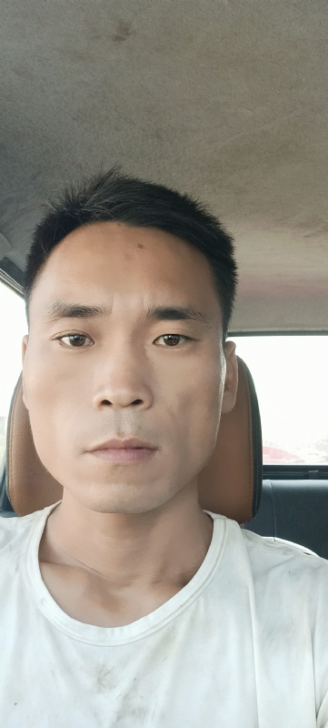 石头的第一张照片--广州相亲服务中心