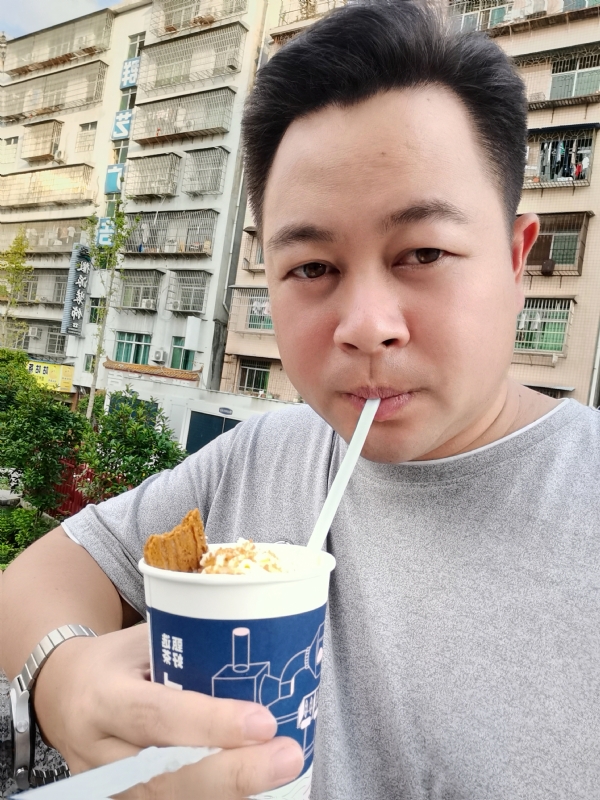 K金o的第一张照片--广州相亲服务中心