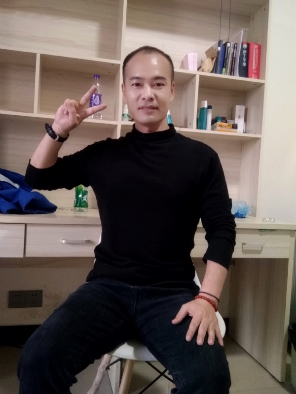 熊大与熊二的第一张照片--广州相亲服务中心