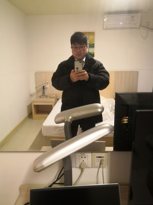 胡先生的第二张照片--广州相亲服务中心
