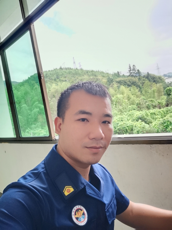 期待未来的第一张照片--广州相亲服务中心