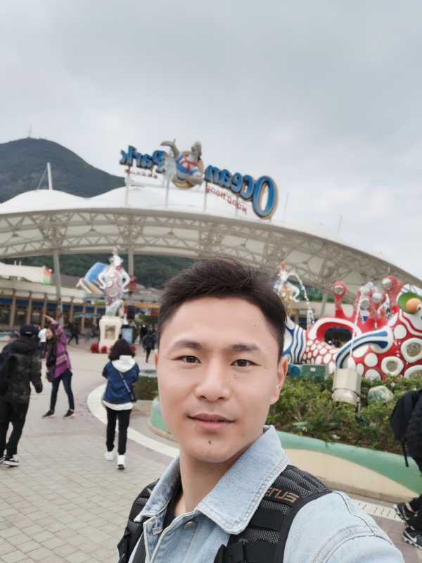 伸手摘星星的第一张照片--广州相亲服务中心
