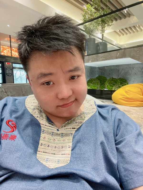 小恶魔的第一张照片--广州相亲服务中心