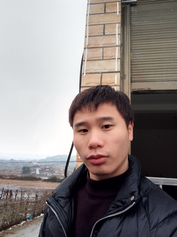银色的羽翼的第一张照片--广州相亲服务中心