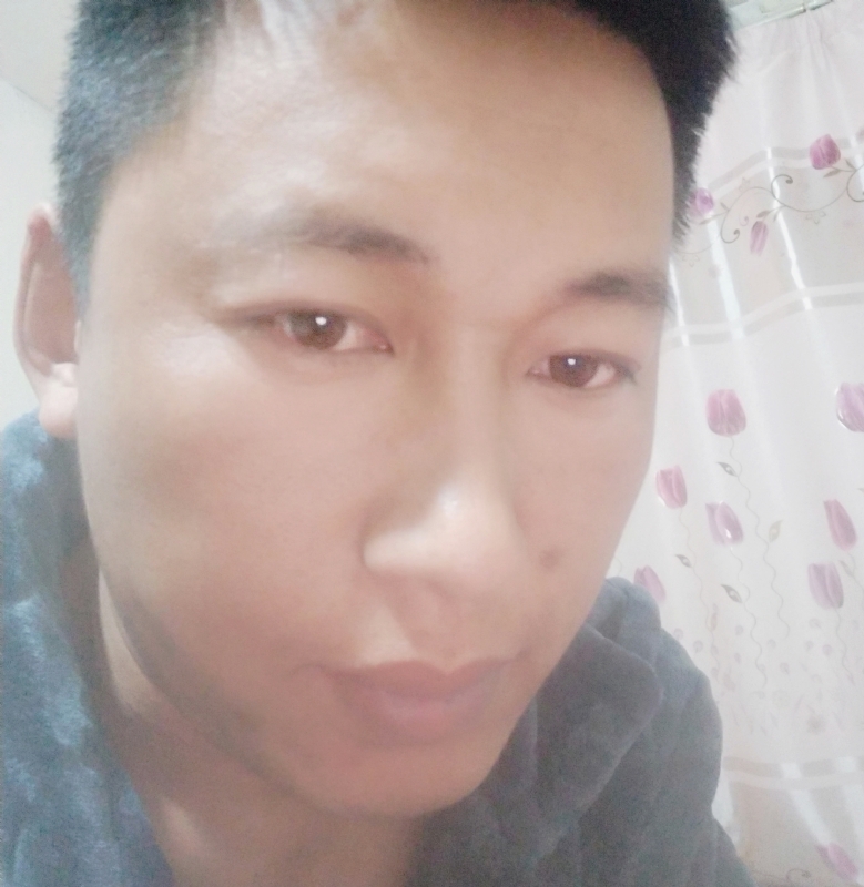 龙玉石缘的第一张照片--广州相亲服务中心