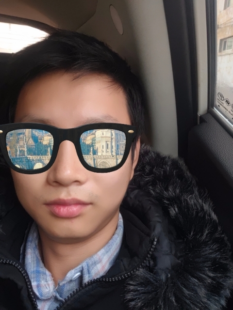 请问揉揉头的第一张照片--广州相亲服务中心